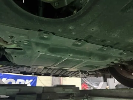 (화성튜닝샵)벤츠glc63 amg 모튤300v 엔진오일교환 에어크리너 교환 작업을 하였습니다. / 경기 화성