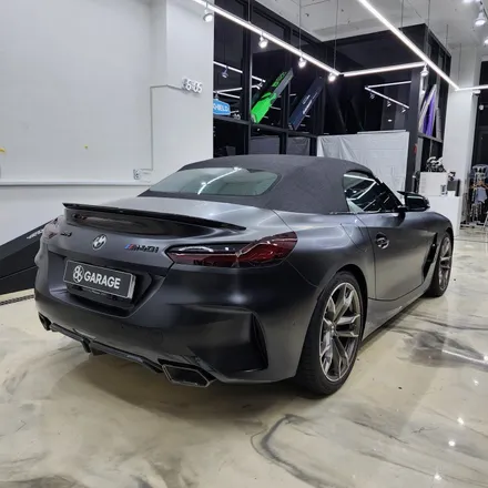 [공지] BMW Z4 사틴 블랙 전체 랩핑, 라이트 스모그 PPF 시공 후 모습. / 하남 감일동