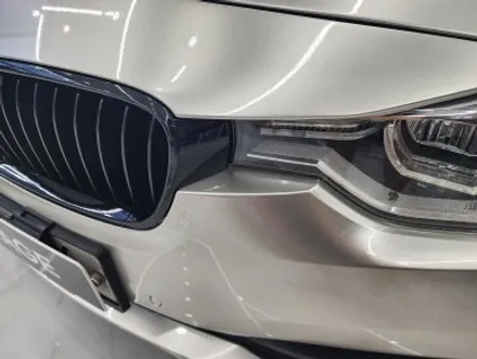 bmw 320d f30 비닐 프로그 샴페인 실버 고광택 필름으로 전체 랩핑 시공 하남 / 송파 래핑 전문점 / 하남 감일동
