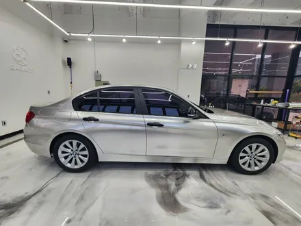 bmw 320d f30 비닐 프로그 샴페인 실버 고광택 필름으로 전체 랩핑 시공 하남 / 송파 래핑 전문점 / 하남 감일동