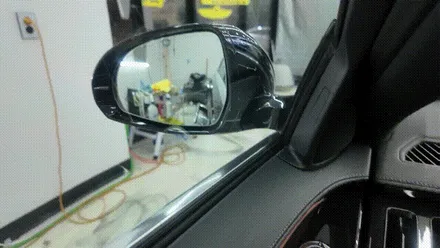 S클래스 송풍구가 반사되는 불편함은 하남 랩핑전문점에서 해결할 수 있습니다. / 하남 감일동