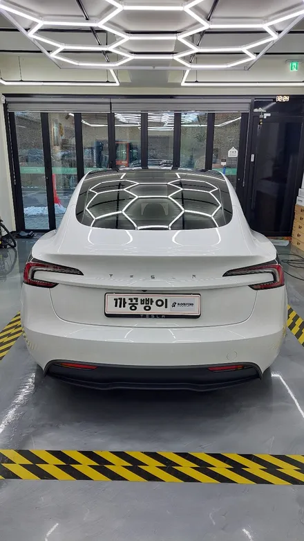 테슬라 모델3 하이랜드 블락포디 썬팅 !!! <비바필름 전면 30% 측후면30%> / 고양 덕양구 향동동