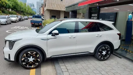 기아 쏘렌토2.5가솔린 신차패키지 블랙크롬 전면35 측후면15 파노라마15  PPF생보4종,ABC필러,헤드램프 블락포디 레이업화이트유리막 / 고양 덕양구 향동동