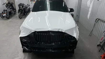 광주 랩핑 BMW X7 고광택랩핑 블랙에서 화이트로 / 광주 광산구 월전동