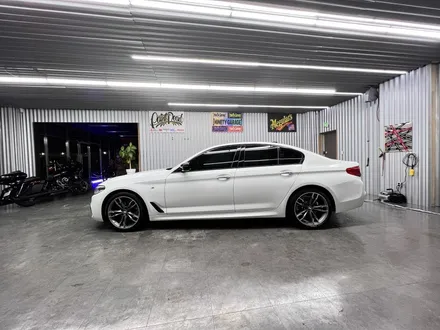 BMW M550d 랩핑제거 했더니 다시 새차가 되었다. 광주 랩핑 나인티게러지 / 광주 광산구 월전동