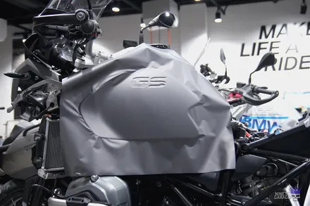 국내최초 \'2017 BMW R1200gs 어드벤처\' 바이크 랩핑 컨버전 작업. / 광주 광산구 월전동