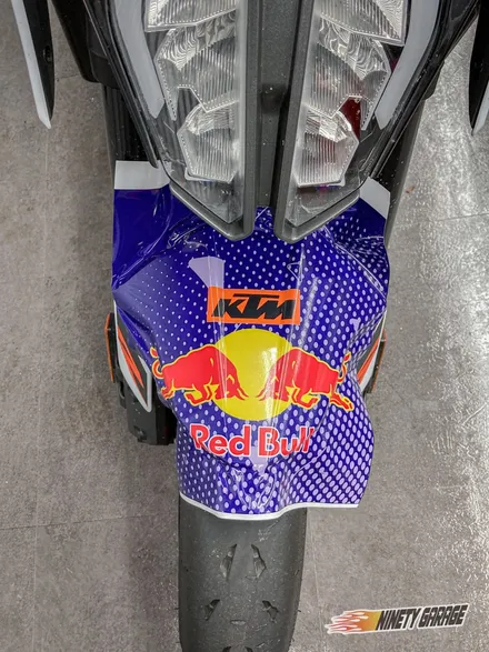 KTM 듀크390 광주랩핑/바이크랩핑(레드불 데칼) / 광주 광산구 월전동