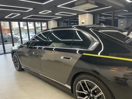 남양주랩핑 bmw740i 투톤랩핑 3m 1080 유광 차콜메탈릭 남들과 차별화된 외관을 꿈꾼다면? / 남양주, 구리, 하남