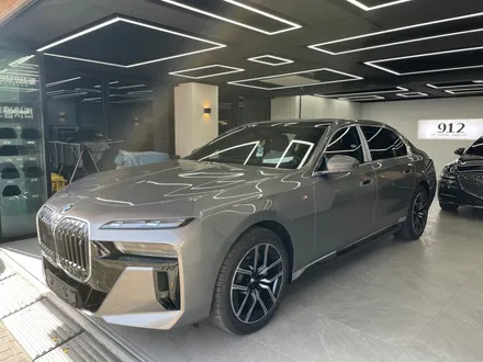 [다산 신차패키지] BMW I7 프리미엄 신차썬팅, 듀오톤(투톤) 랩핑시공 / 남양주, 구리, 하남