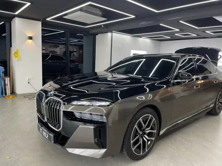 남양주랩핑 bmw740i 투톤랩핑 3m 1080 유광 차콜메탈릭 남들과 차별화된 외관을 꿈꾼다면? / 남양주, 구리, 하남
