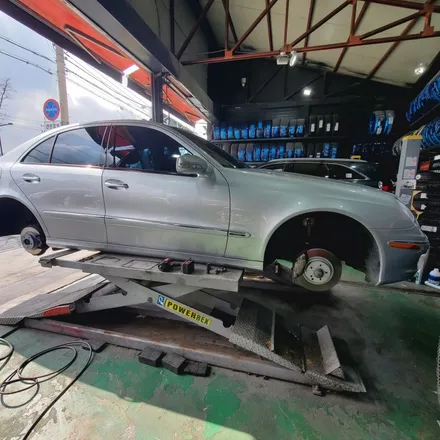 <자동차 휠 수리> 벤츠 E350  (W211) 17인치 휠 다이아몬드 커팅 휠 복원! /벤츠 휠 수리/ 벤츠 휠도 색 / E 350 휠도 색 / E300 휠 수리. 도봉 노원 강북 창동 번동 / 의정부시 호원동