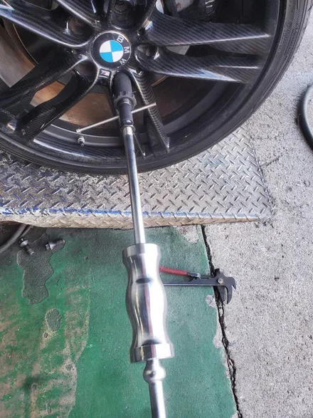 < BMW 락볼트 파손 락볼트 푸는 법 > 서울 강북, 의정부 수입 타이어 전문점 \