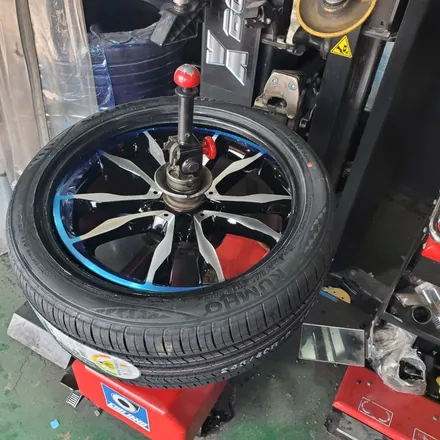 ▶휠 복원, 허브 스페이스 15mm, 캘리퍼도 색 < 벤츠 GLA250 4matic > GLA 휠 도색, GLA 캘리퍼 도색,  245 40 19 금호타이어 ta51 / 의정부시 호원동
