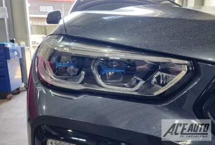 BMW X6 G06 신형개조 LED 헤드라이트에서 정품 레이저 헤드라이트 교체 코딩으로 모등 기능 활성화 경고등 없이 컨버전 완료