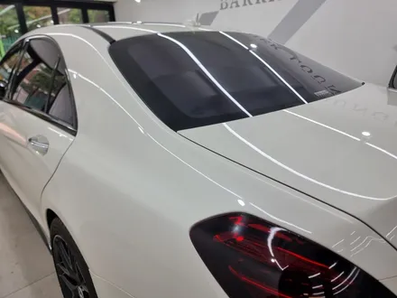 벤츠 자동차전체랩핑 S63 AMG 메탈다크그레이 / 서울 강동구 성내동