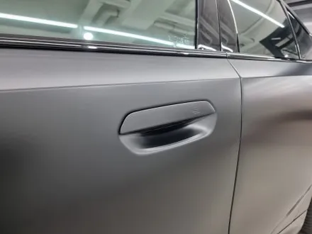 BMW 신형 5시리즈 고광택필름에 반무광? 시공후기! / 서울 강동구 성내동