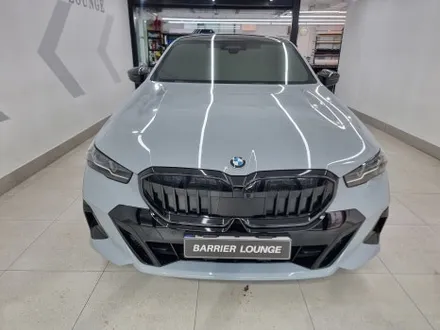 BMW 신형 5시리즈 고광택필름에 반무광? 시공후기! / 서울 강동구 성내동