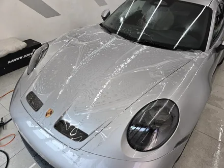 포르쉐 911GT3 풀패키지, 컬러체인지 대신 투명 유광 PPF 택한 이유 / 서울 강동구 성내동