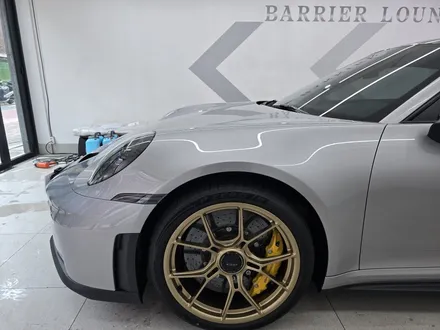 포르쉐 911GT3 풀패키지, 컬러체인지 대신 투명 유광 PPF 택한 이유 / 서울 강동구 성내동