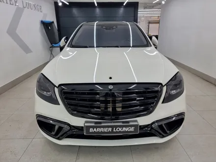 벤츠 자동차전체랩핑 S63 AMG 메탈다크그레이 / 서울 강동구 성내동