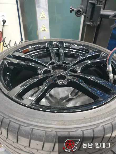 [휠도색]BMW 320D 18인치 순정휠 블랙유광 휠 재도색 - 동탄 휠수리복원 휠도색 전문점 휠테크 / 화성시 금곡동