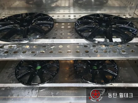[휠도색][캘리퍼도색] 포르쉐 까레라4 투피스 18인치 정품휠 - 수원/동탄2신도시/오산 휠 전문점 휠테크 / 화성시 금곡동