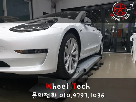 테슬라 모델3 19인치 순정휠 크롬쉐도우 휠도색 - 동탄 휠수리 휠복원 전문점 휠테크 / 화성시 금곡동