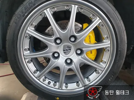 [휠도색][캘리퍼도색] 포르쉐 까레라4 투피스 18인치 정품휠 - 수원/동탄2신도시/오산 휠 전문점 휠테크 / 화성시 금곡동