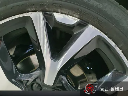 [다이아몬드컷팅][휠도색]시트로엥 C5 에어크로스 19인치 순정휠 다이아몬드컷팅복원 - 동탄 다이아몬드컷팅 휠복원 전문점 휠테크 / 화성시 금곡동