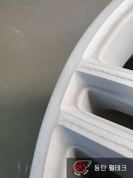 [휠수리/복원][휠도색] 벤츠 SLK 350 AMG 18인치 순정휠 용접 후 블랙유광 - 동탄 휠 전문점 휠테크 / 화성시 금곡동