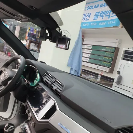 아우디 Q3 신차 패키지 블락포디 디토 전면 35% 측후면 15% /  뷰게라 VG-803V 블랙박스 / 하이패스 시공 입니다. / 광명 하안동