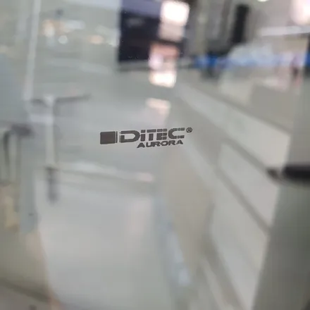 레이 열차단 썬팅 재시공 상단 네비게이션 일체형 매립 샤크안테나 후방카메라 트렁크 손잡이 불량교체 / 광명 하안동
