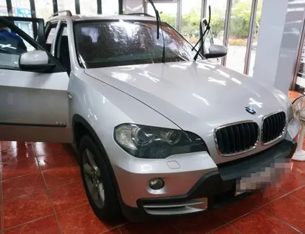 대구 경산 구형 BMW X5 썬팅 재시공은 켈란 최고 프리미엄 블랙PM필름으로
