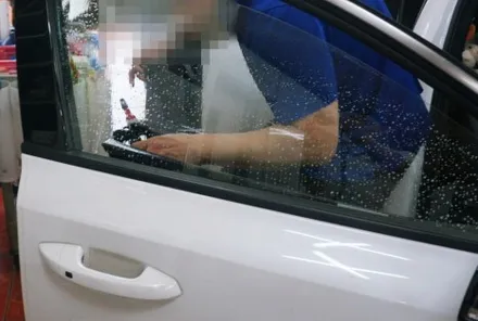 대구 경산 스팅어 CR 카멜레온 필름으로 스타일리쉬하게 바꾸세요.