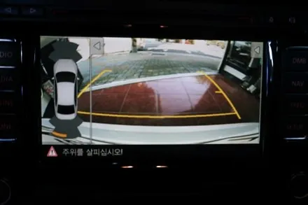 폭스바겐 파사트 켈란 안드로이드 올인원. 네비게이션 매립. 순정형 AHD 후방카메라.