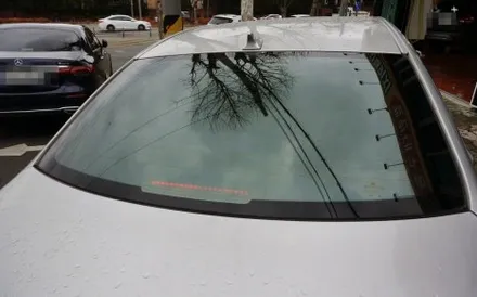 대구 경산 제네시스 BH 최고급 프리미엄 반사필름으로 썬팅 재시공.