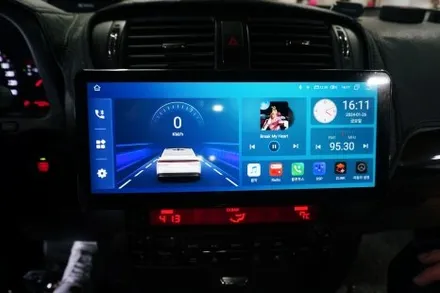 모하비 켈란 안드로이드 올인원. 12.3인치로 네비게이션 매립.