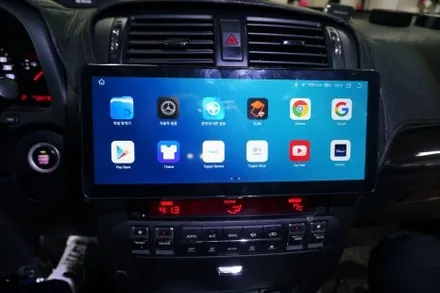 모하비 켈란 안드로이드 올인원. 12.3인치로 네비게이션 매립.