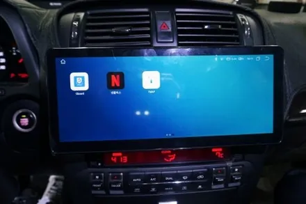 모하비 켈란 안드로이드 올인원. 12.3인치로 네비게이션 매립.