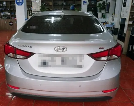 대구 경산 아반떼 MD 열선 뽕뽕이 썬팅 재시공은 최고 가성비 필름으로.