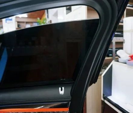 대구 bmw 730d 프리미엄썬팅과 유막제거와 발수코팅으로 뜨거운 태양과 장마 대비하세요.