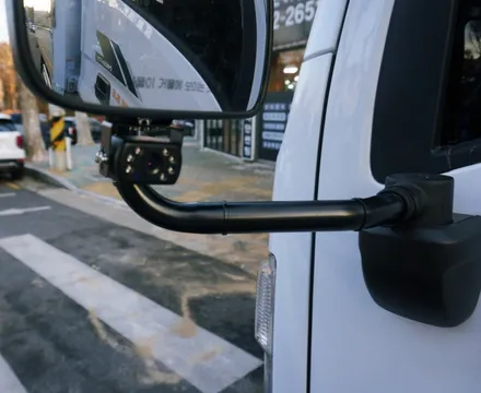 현대 올뉴마이티 윙바디 썬팅. 3채널 블랙박스.