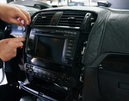 모하비 켈란 안드로이드 올인원. 12.3인치로 네비게이션 매립.