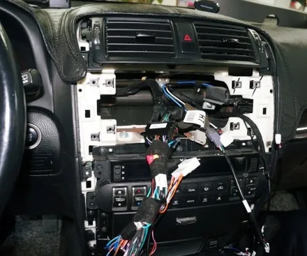 모하비 켈란 안드로이드 올인원. 12.3인치로 네비게이션 매립.