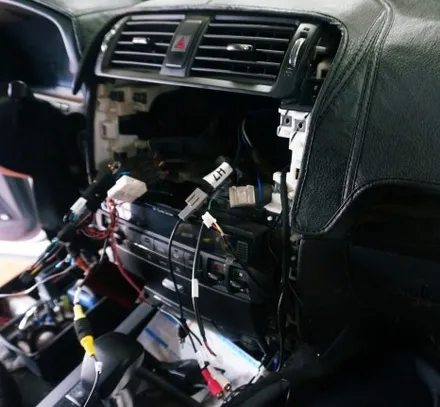 모하비 켈란 안드로이드 올인원. 12.3인치로 네비게이션 매립.