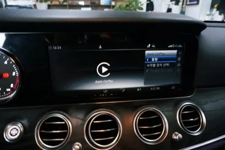 대구 벤츠 e220d 애플카플레이는 켈란 ai박스로 손쉽게 장착.