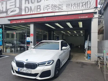 대구 달서구 BMW G30 BMW5시리즈 G바디 로얄시리즈 701 반사필름 전체 재시공 [썬루프 까지]