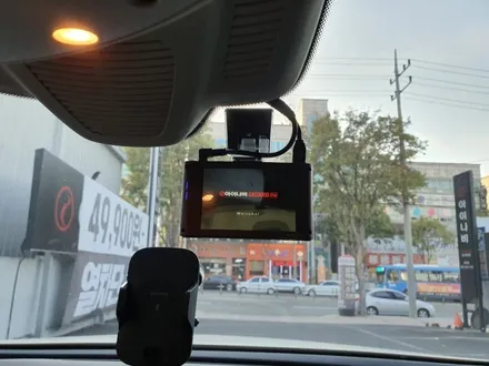 대구 벤츠 E300 아이나비 블랙박스 QXD3000PRO장착으로 어둠으로부터 강력해지다~!