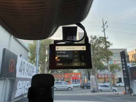 대구 벤츠 E300 아이나비 블랙박스 QXD3000PRO장착으로 어둠으로부터 강력해지다~!