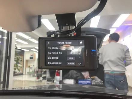 국내 유일 전후방 QHD 플래티넘 블랙박스 퀀텀 2X + 커넥티드 Pro!!